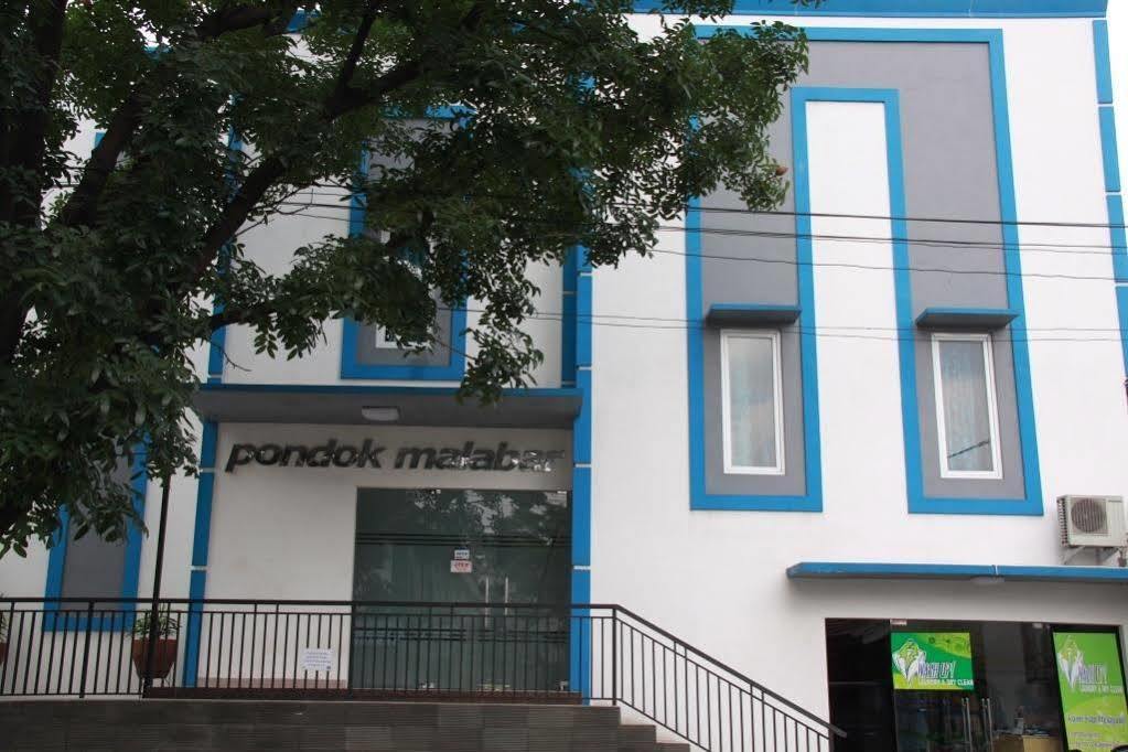Pondok Malabar Hostal Yakarta Exterior foto