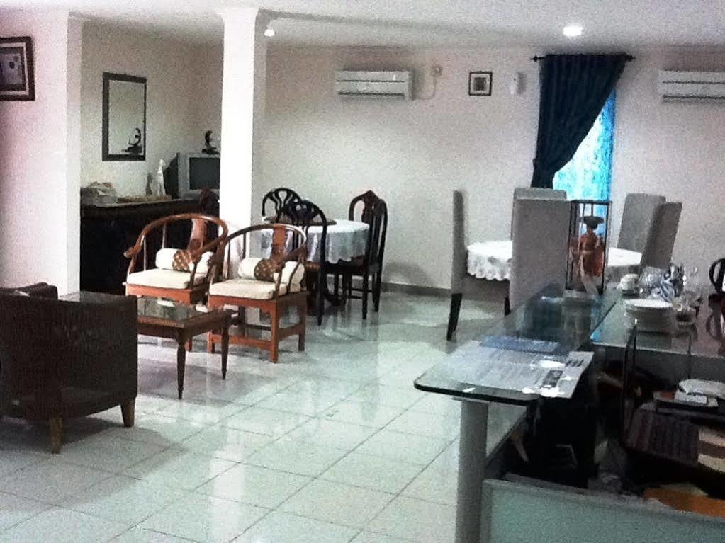 Pondok Malabar Hostal Yakarta Exterior foto